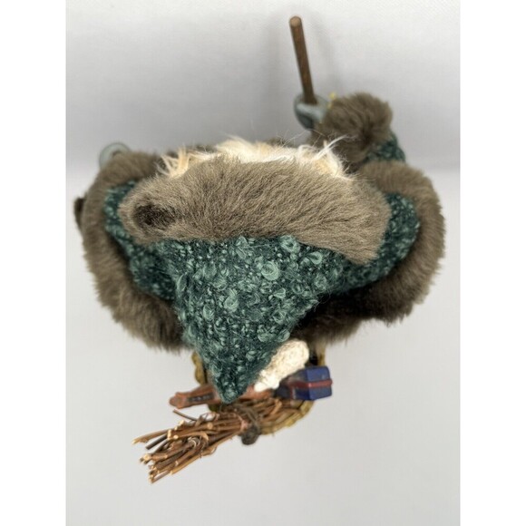 Woodland Santa Figure Green Coat Basket Of Toys and Beard Earthy Rustic Decor - Picture 6 of 12